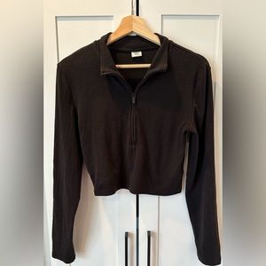 Aritzia Sunday Best 1/2 zip long sleeve